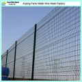 La clôture métallique renforcée / galvanisée